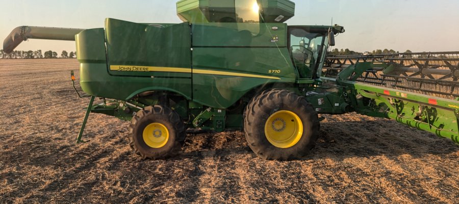 2022 JD S770